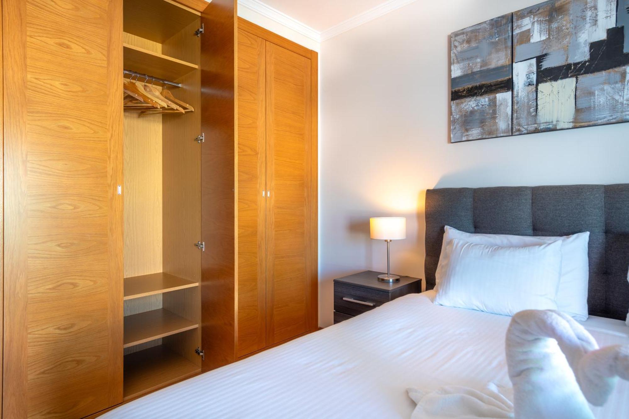 Sunscape Rocha Prime - Oceanview - Wifi - Parking Διαμέρισμα Portimão Εξωτερικό φωτογραφία
